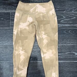 Uniqlo camo leggings